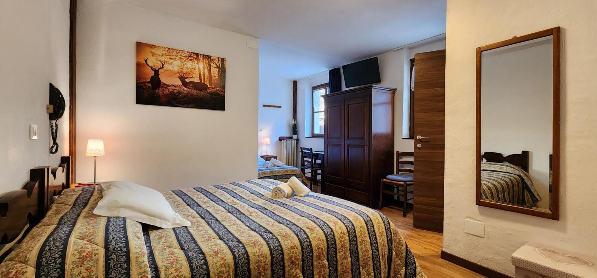 Hotel Villa Cary Oulx Buitenkant foto