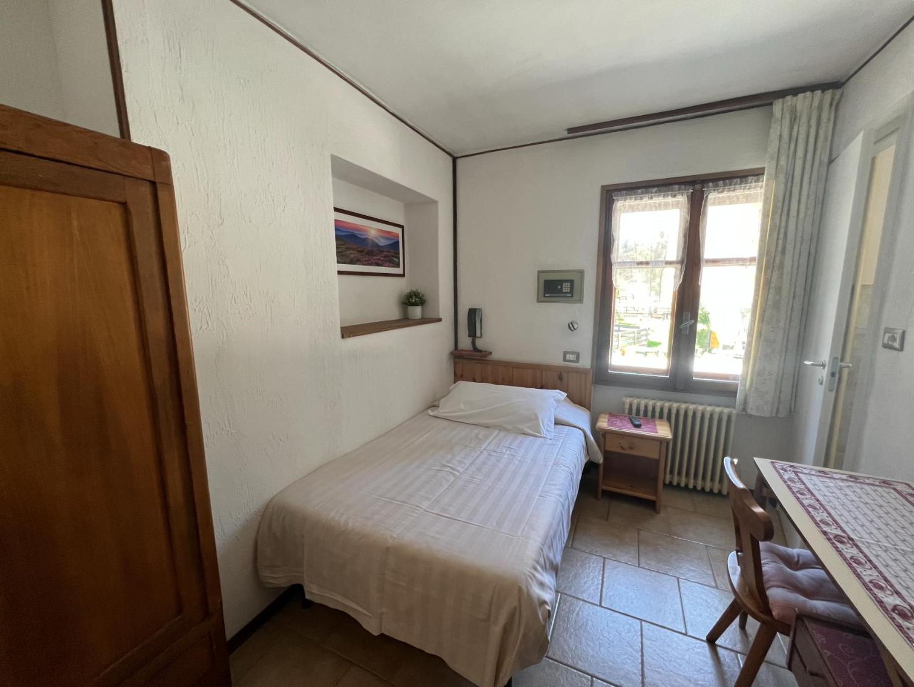 Hotel Villa Cary Oulx Buitenkant foto